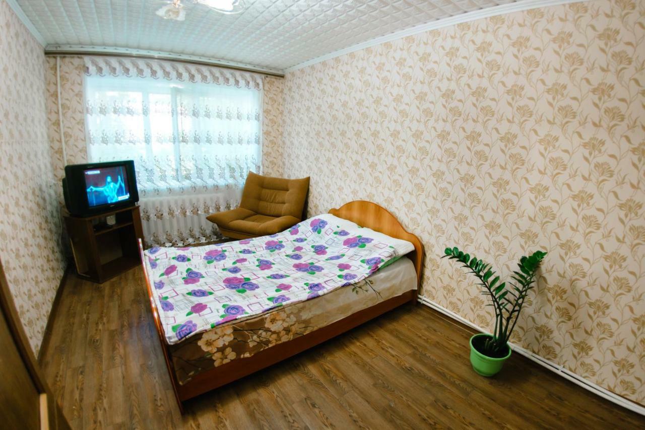 Квартира На Московской 53 Apartment Buguruslan Exterior foto